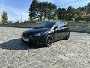 Ford Focus ST225 2.5T