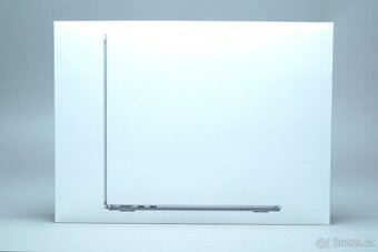 ZÁRUKA/Macbook Air 13.6"/M2 (8CORE)/16GB RAM/256GB SSD/NOVÝ