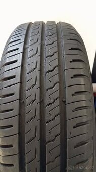 195/60R15 -BARUM -letní