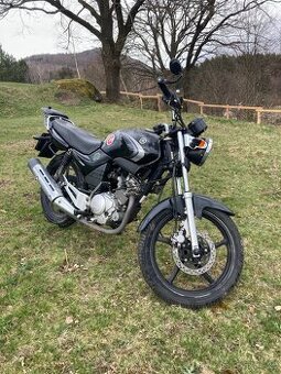 YAMAHA YBR 125