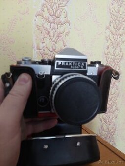 Praktica super TL zdarma druhé foto
