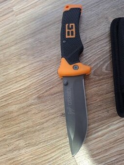 Gerber Bear Grylls skládací nůž
Nový - 1