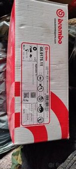 Brzdové kotouče brembo nové rozbalené,