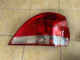 VW Golf Combi 5-6 zadní světla