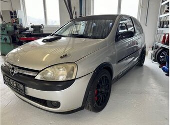 Závodní Opel Corsa C GSi