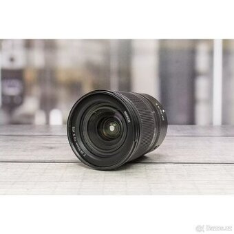 Objektiv NIKON Z 24-70 mm f/4 S