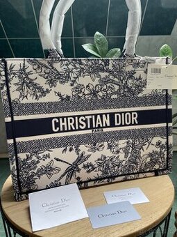 Christian Dior tote book medium size