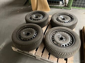 Zánovní letní pneu 215/55 R16, 5x108 ET 50