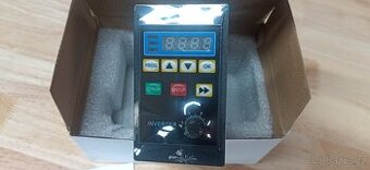 Frekvenční měnič 1,1kw vstup 220v - 1