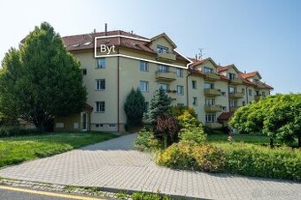 Byt 3+1 s balkónem, šatnou a garáží v Novém Jičíně