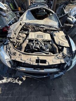 Díly z vozu Mercedes W216 CL216 CL550 automat , motor273