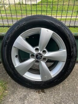 🛞 Originální ALU kola Škoda Rapid + letní pneu Nexen – 15”