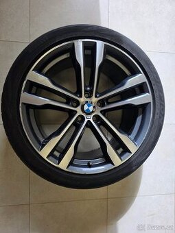 Kola BMW X5 F15