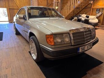 Mercedes Benz w124 coupe 300 ce