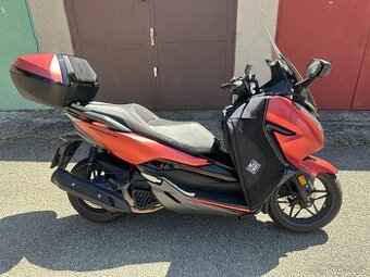 Honda Forza 125