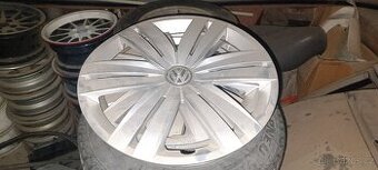 Poklice r16 vw Touran