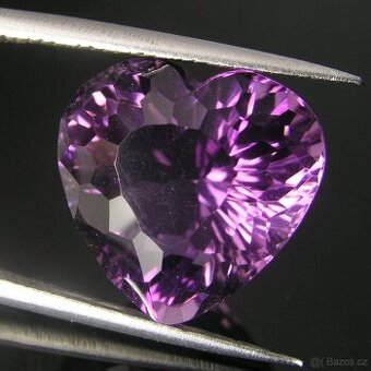 Ametyst- srdce, concave-modif. bril. - 12,31 ct.