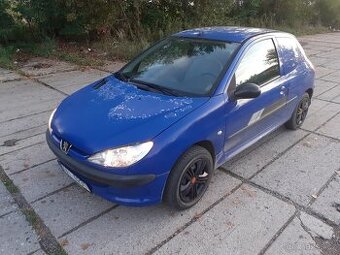 prodám Peugeot 206 van r.v. 2004 1.1i 44kw, kosmetika, stk d