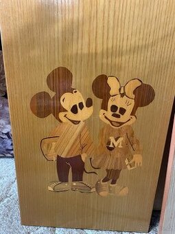 Obraz ručně vyřezávaný