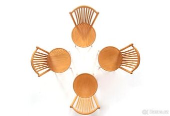 Kvalitní jídelní  židle české výroby TON, buk, super stav.