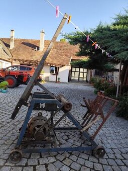 Okružní elektrická pila/cilkulárka