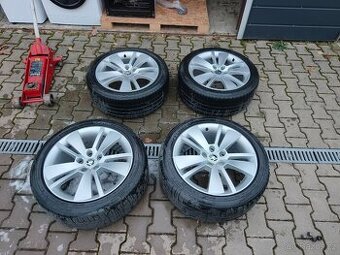 Pěkná letní alu sada Zenith 18" Škoda Superb 235/45 R18