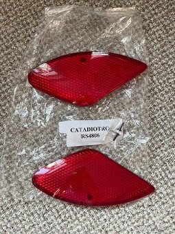 Odrazky Piaggio Beverly na topcase 48 litrů