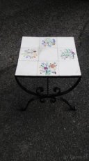 Prodám kovový konferenční stolek