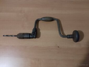 Starožitná ruční vrtačka, kolovrátek