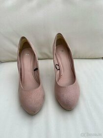 Krásné lodičky na vysokém podpatku (10.5cm) a platformě, 40