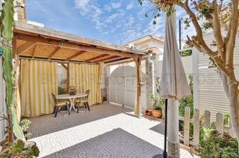 Španělsko, Prodej zařízeného 3 pokojového bytu