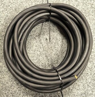 Kabel "gumový" H05RR-F 5G6 v délce 19m