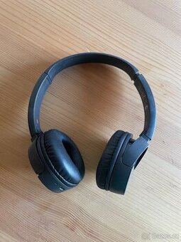 Bluetooth sluchátka Sony – 500 Kč