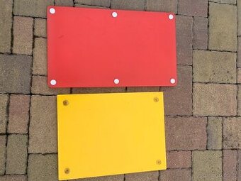 Prodám umělohmotná prkénka