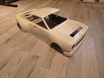 Škoda 130 RS  karoserie 1/8