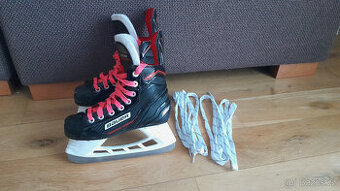 dětské brusle Bauer NSX vel. 33