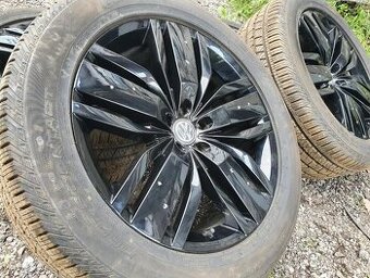 Zimní ALU kola 20" originál Volkswagen Atlas /