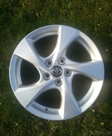 TOJOTA RAV 4 R17 5x114,3 ALU