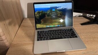 MacBook Pro 13” Touch Bar (2019)–i7/16 GB/512 GB
