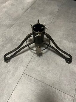 Stojan na vánoční strom