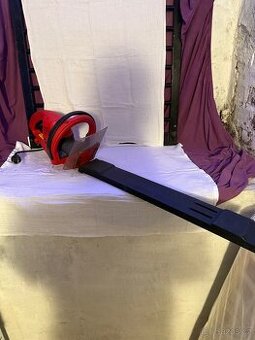 Plotové nůžky elektrické