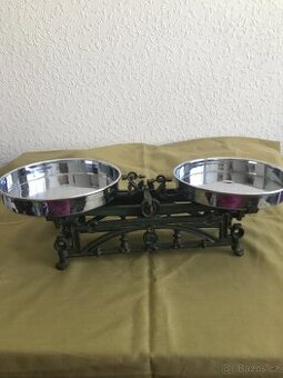 Kovová váha s litinovým a mosazným  závažím