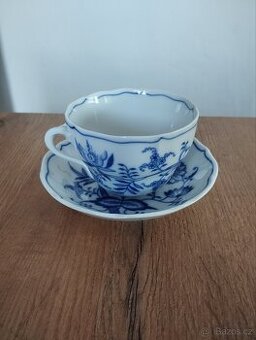 Šálek s podšálkem originál Zwiebelmuster porcelán