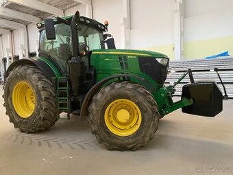 Traktor John Deere 6250R