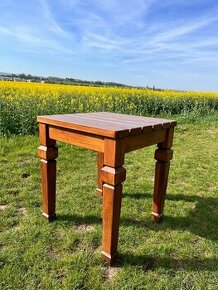 Dřevěný stůl z masivu - 1