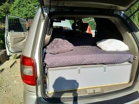 obytná vestavba, camping + kuchyň (obytné auto)
