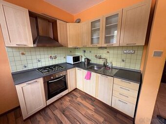 Prodám kuchyňskou linku včetně spotřebičů Fagor