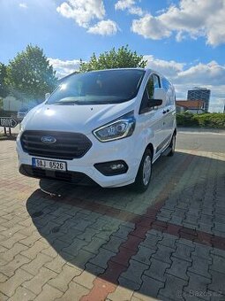 Ford Tourneo Custom 2020, 9 mist