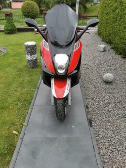 Gilera GP 800