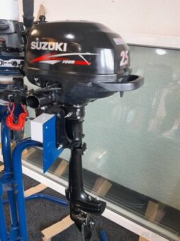 Prodám lodní motor Suzuki 2,5HP